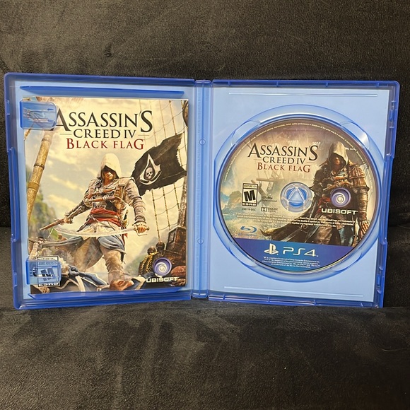 Assassins Creed IV Black Flag Special Edition PS4 CIB - Picture 2 of 2